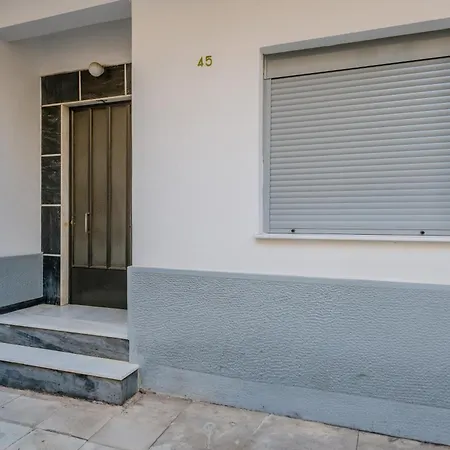 Place To Be Athens Apartment-3
